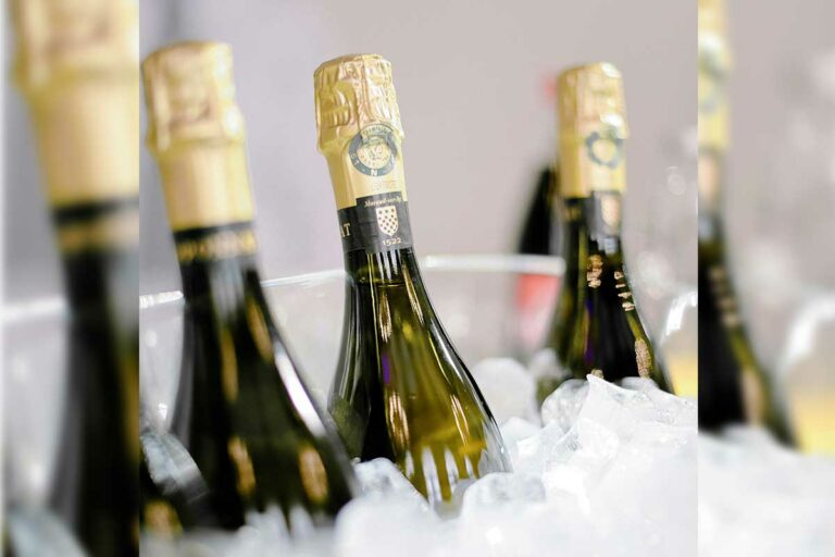 Prosecco-or-Cremant-Featured-Image