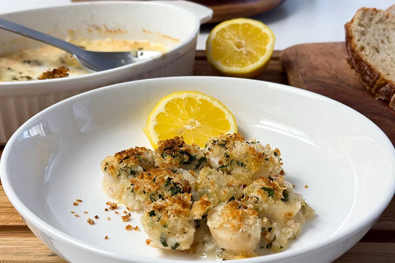 serving of baked panko scallops.