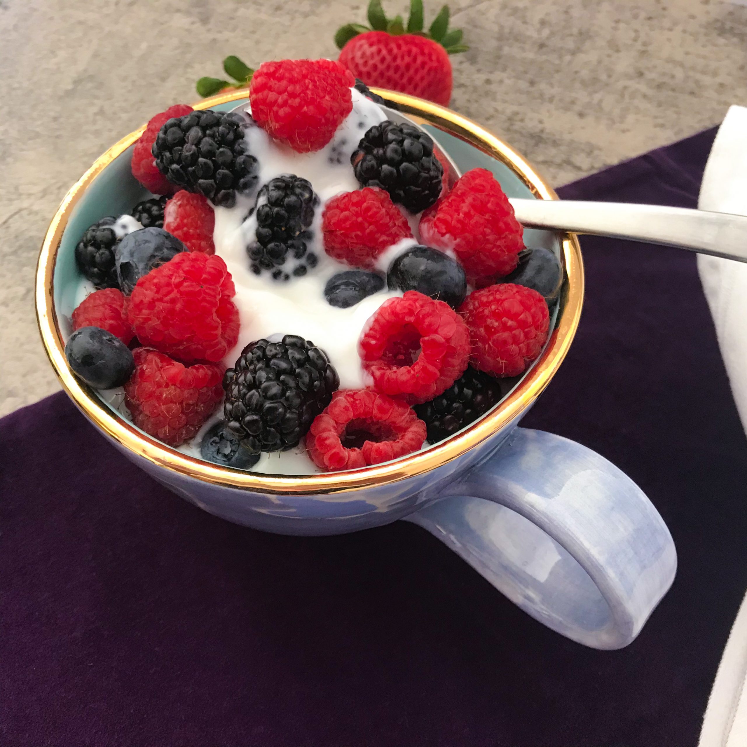 Fresh Berries & Vanilla Yogurt | My Curated Tastes