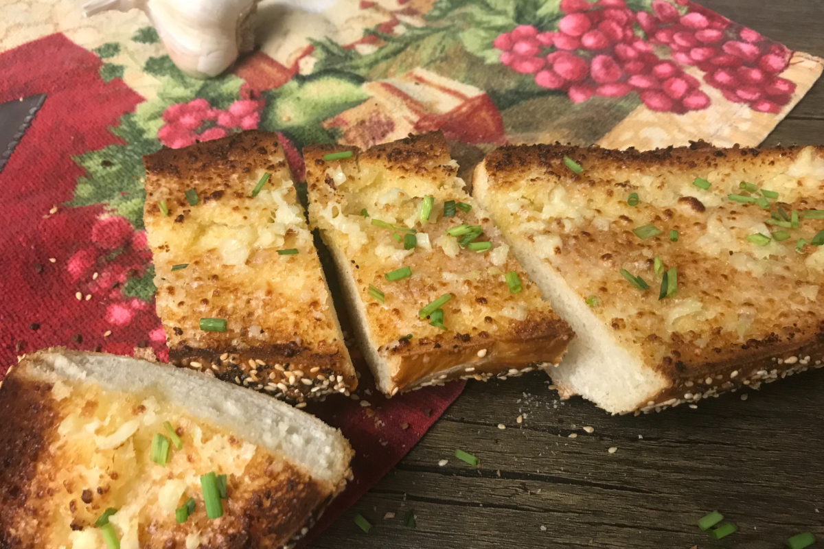 Garlic Bread | My Curated Tastes