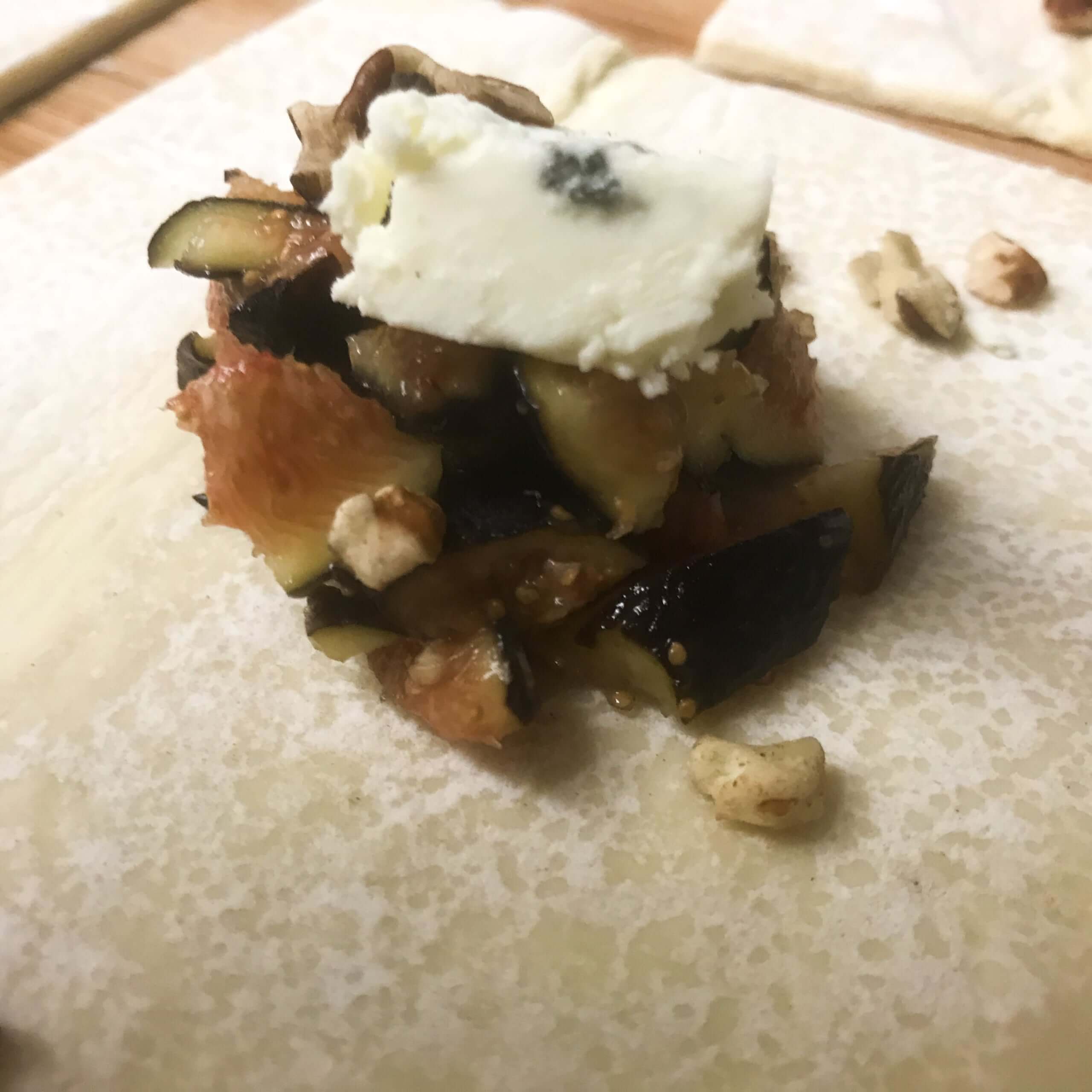Fig, Gorgonzola & Pecan Bundles With Warm Honey & Rosemary | My Curated Tastes
