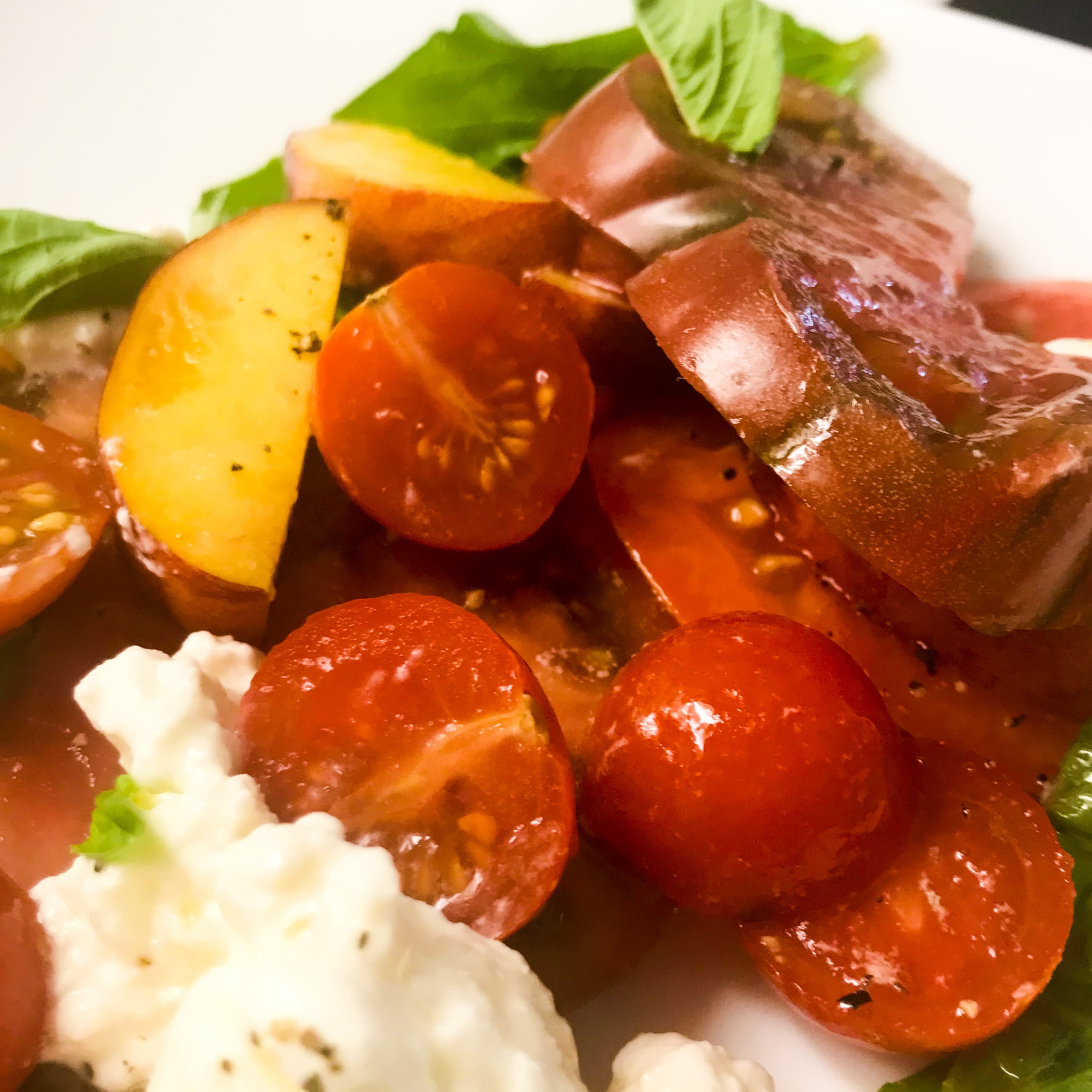 Heirloom Tomatoes, Peaches & Burrata Salad | My Curated Tastes