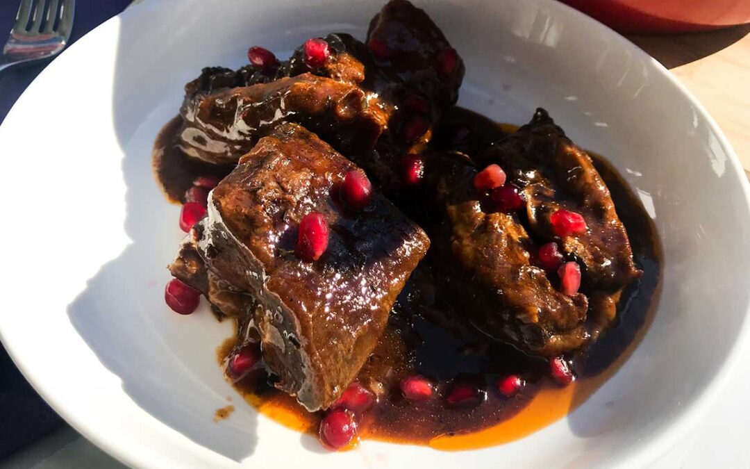 Pomegranate-Balsamic-Braised-Short-Ribs-Featured-Image