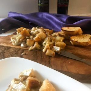 Baked-Brie-with-Cinnamon-Pears-10