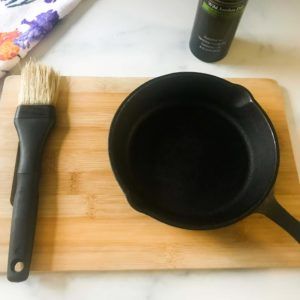 Cast-Iron-Skillet.