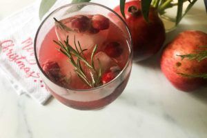 Pomegranate-Spritzer