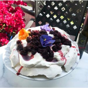 Pavlova-with-Blackberries-&-Ginger-11