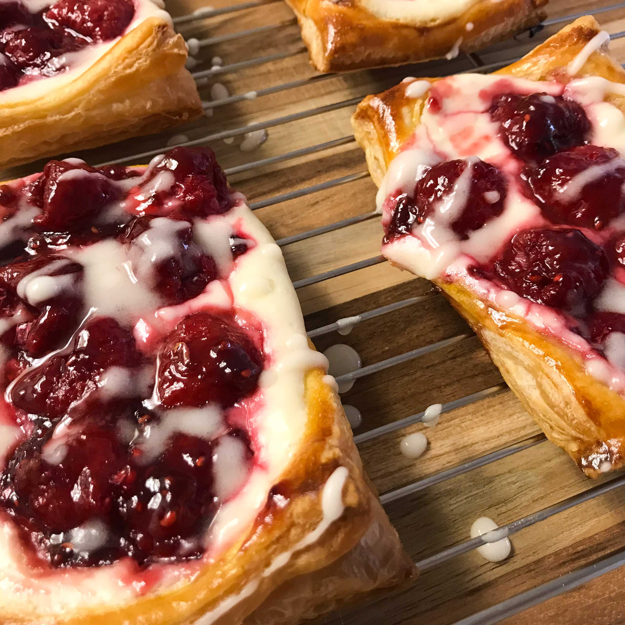 Raspberry Puff Pastry Tarts | My Curated Tastes