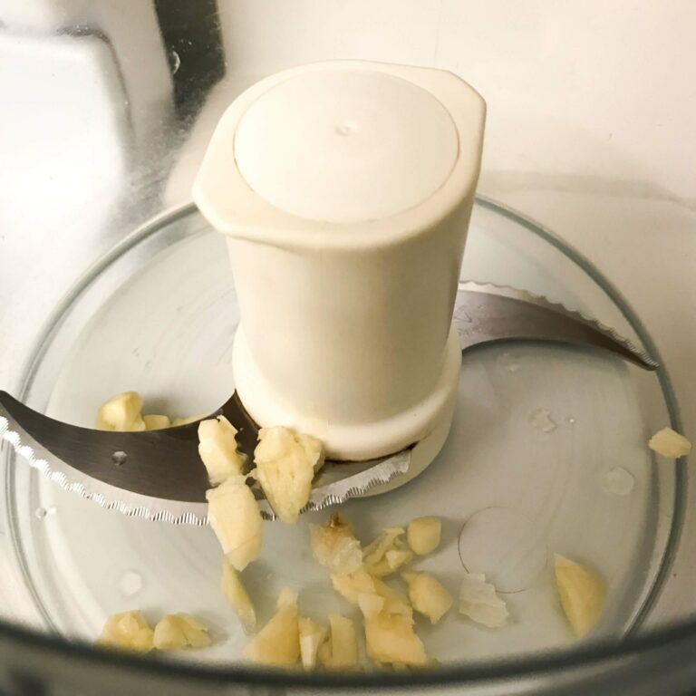garlic in a food processor
