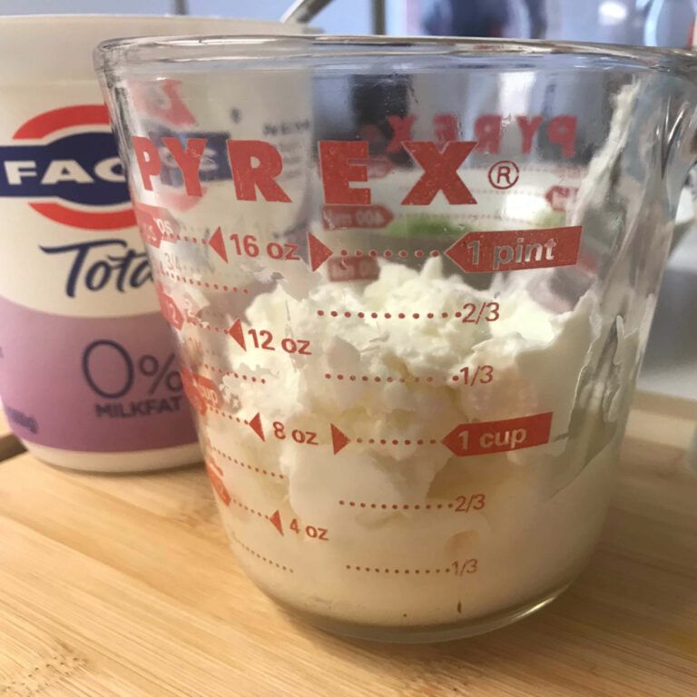 measuring cup of mayo and yogurt