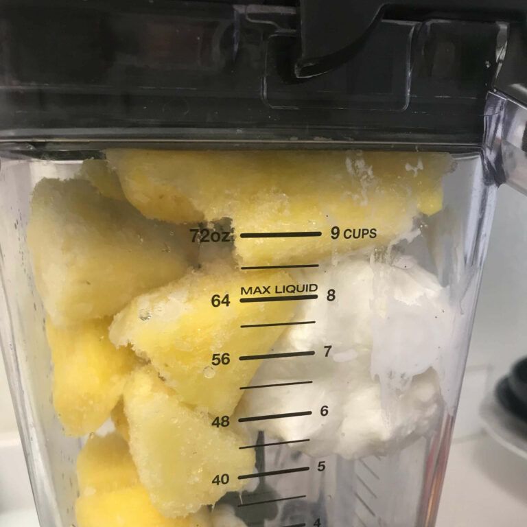 blender with pineapple with yogurt