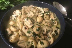 mushrooms in a bowl