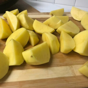 cut potatoes.