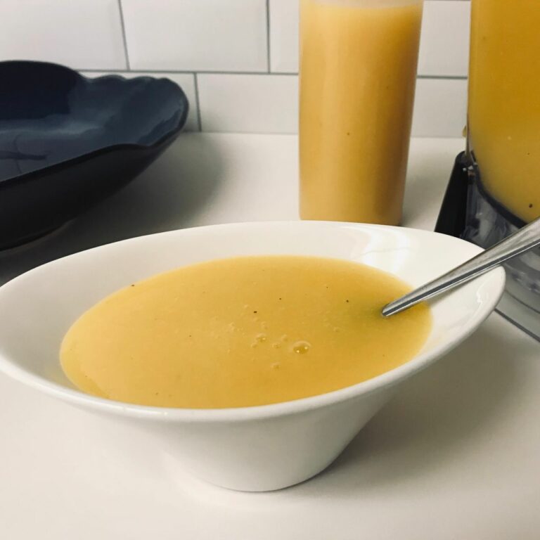 mango dressing in bowl