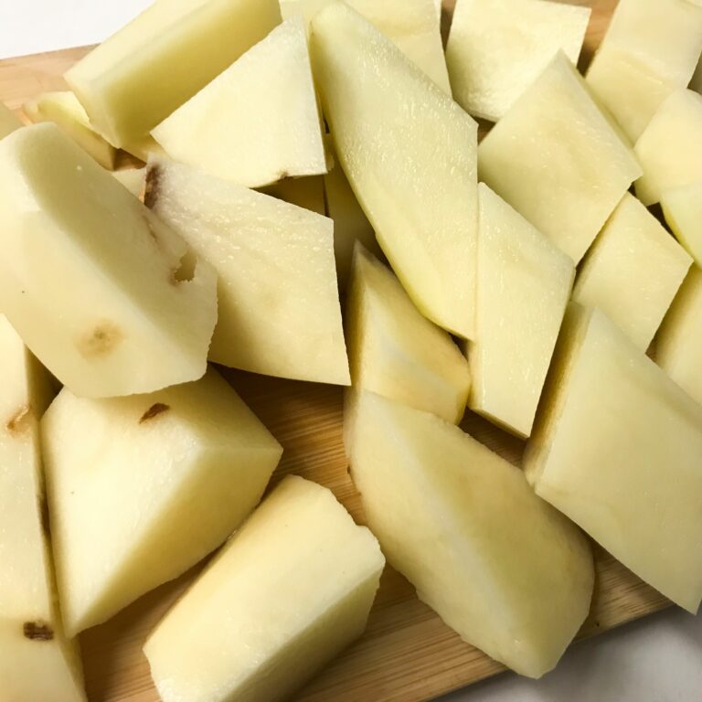 cut raw potatoes.