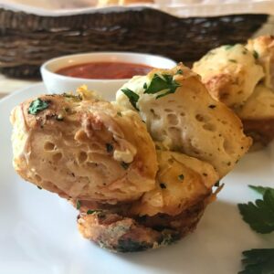 Monkey-Bread-Cheese-and-Garlic-Muffins