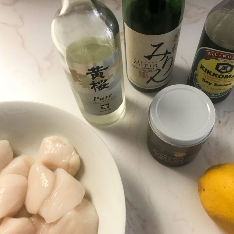 raw scallops and marinade ingredients.