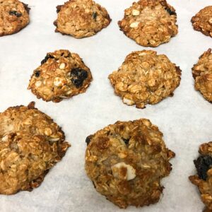 tray of baked cookies.