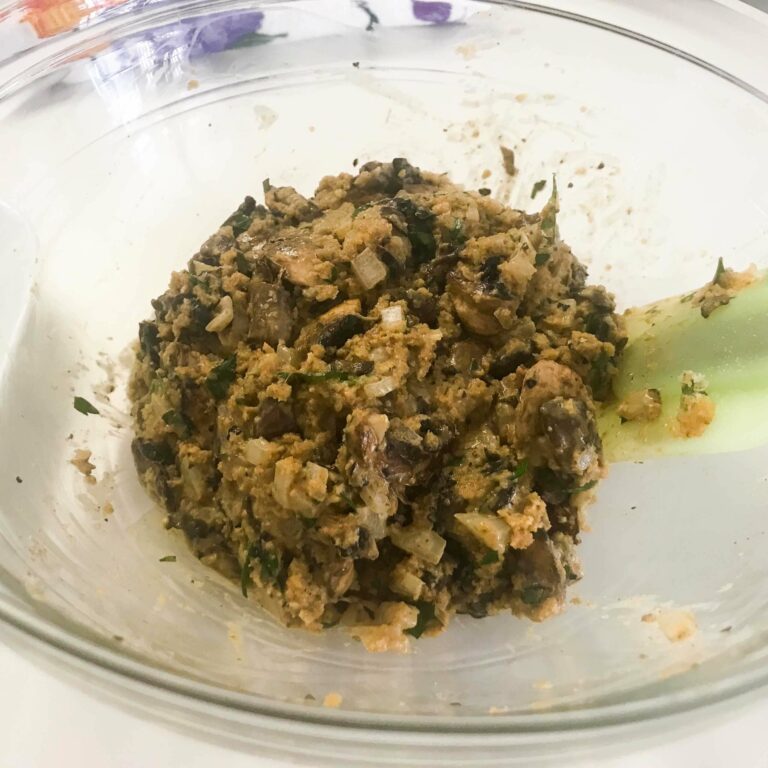 Mushroom “Crab” Cakes with Homemade Tartar Sauce
