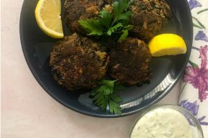 Mushroom “Crab” Cakes with Homemade Tartar Sauce