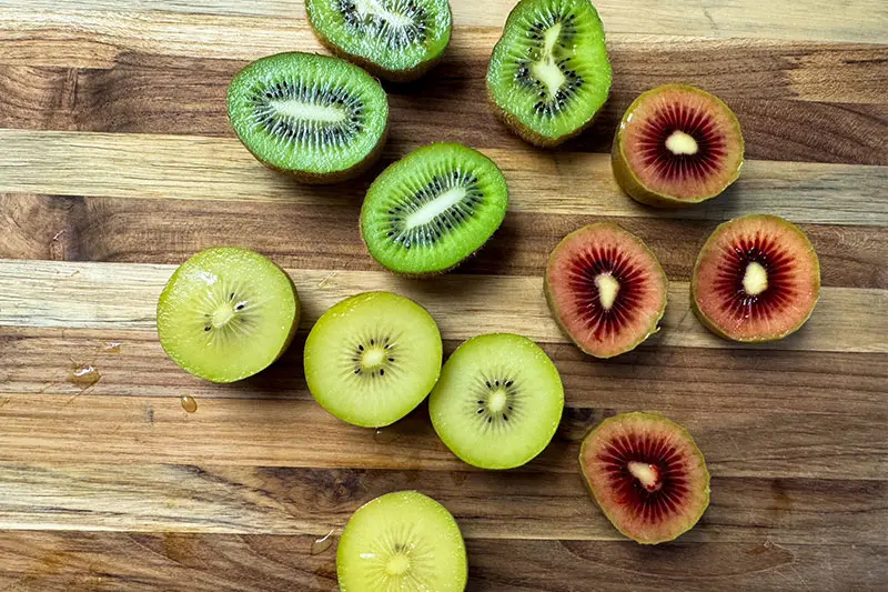kiwis cut in half.