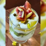 tri color kiwi greek yogurt dessert parfait.