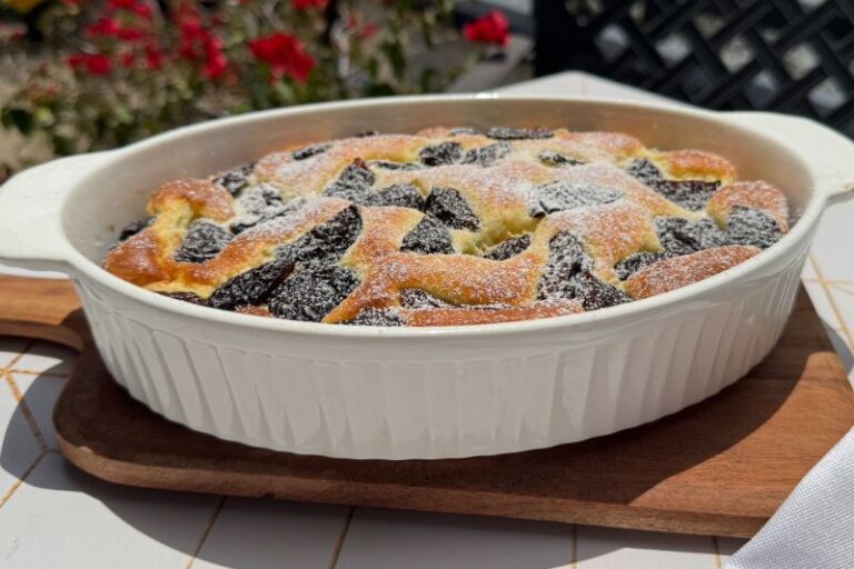 clafoutis aux prunes.