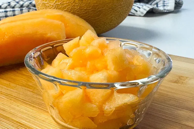 chopped hami melon in bowl.