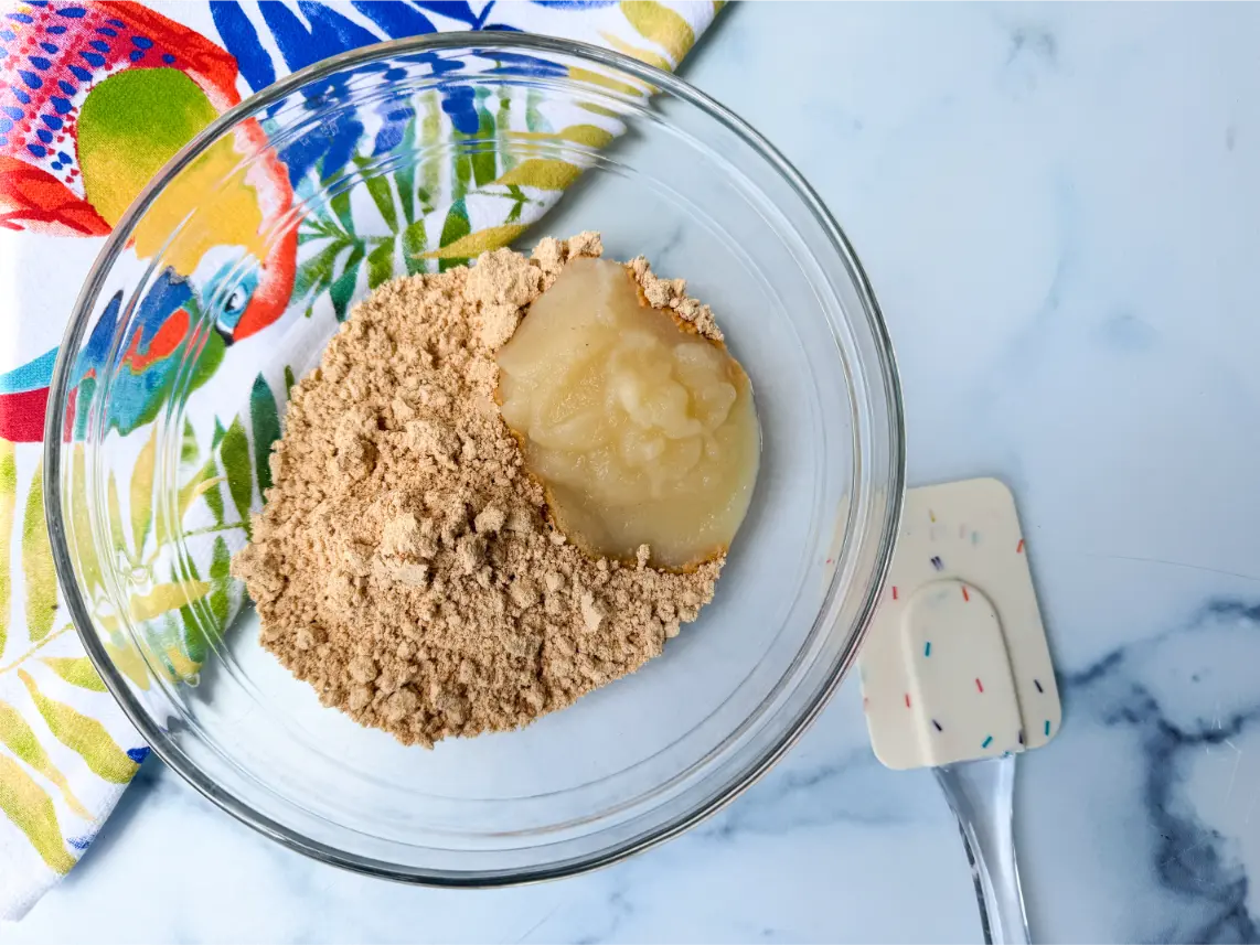 pb powder and apple sauce in bowl.