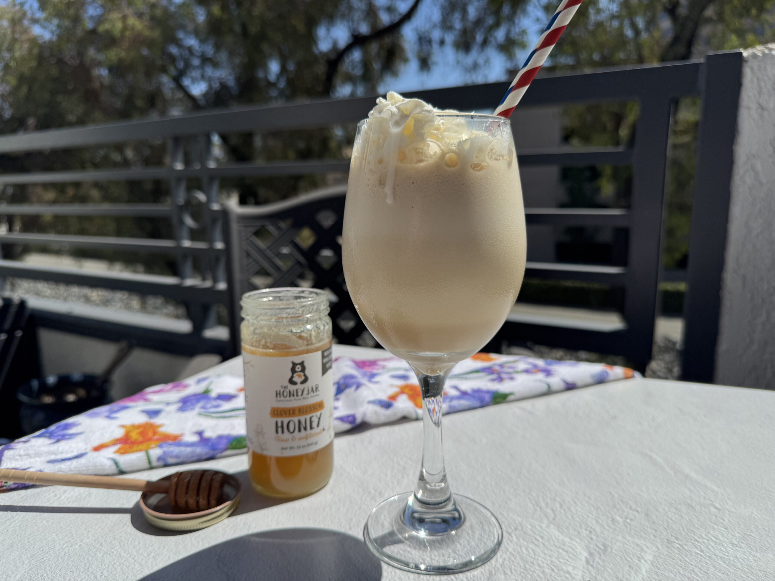 glass of frappuccino.