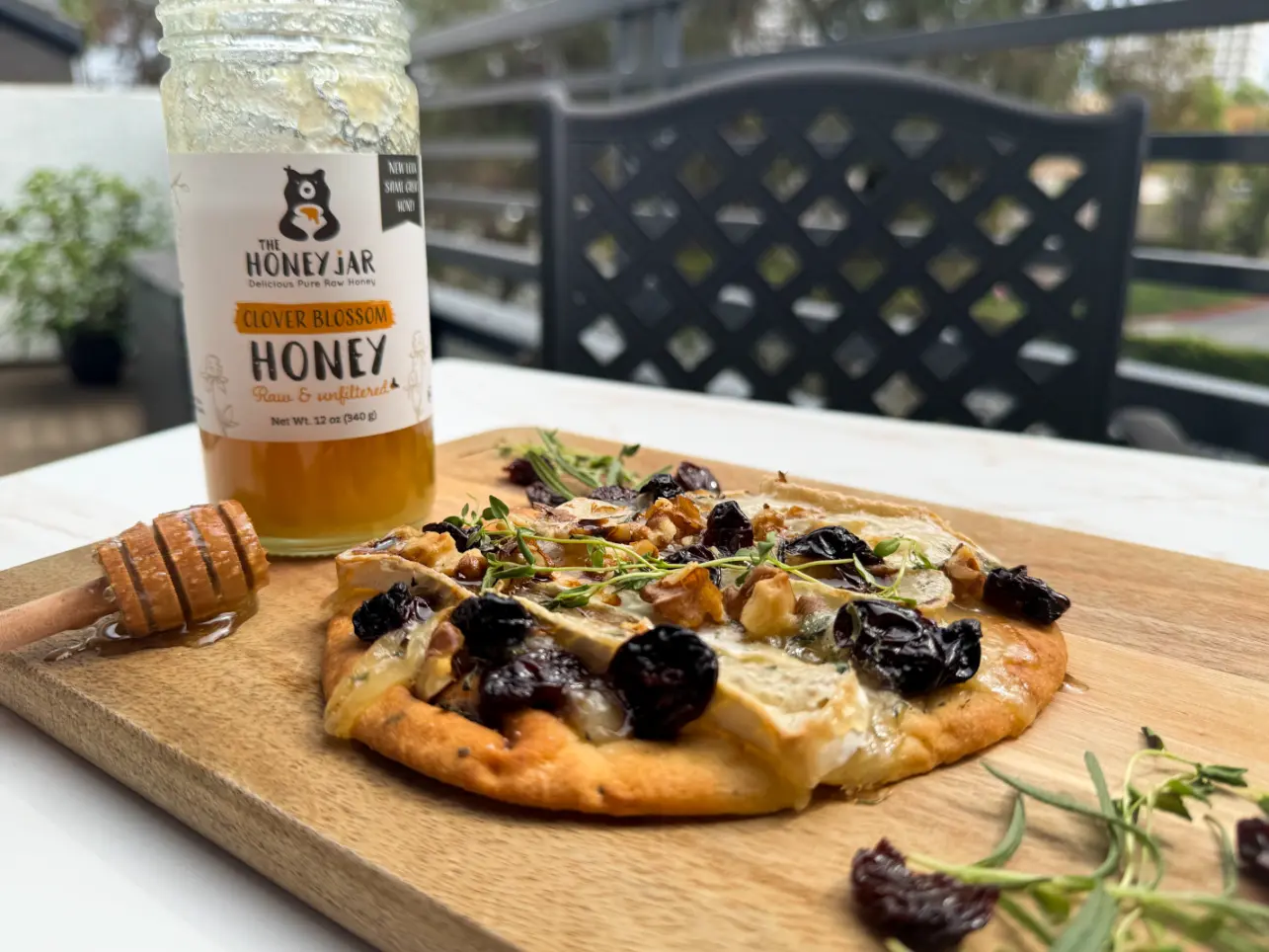 jar of honey and flatbread.